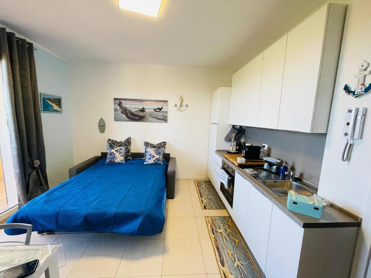 Residence Baia Delle Mimose Badesi Kültér fotó
