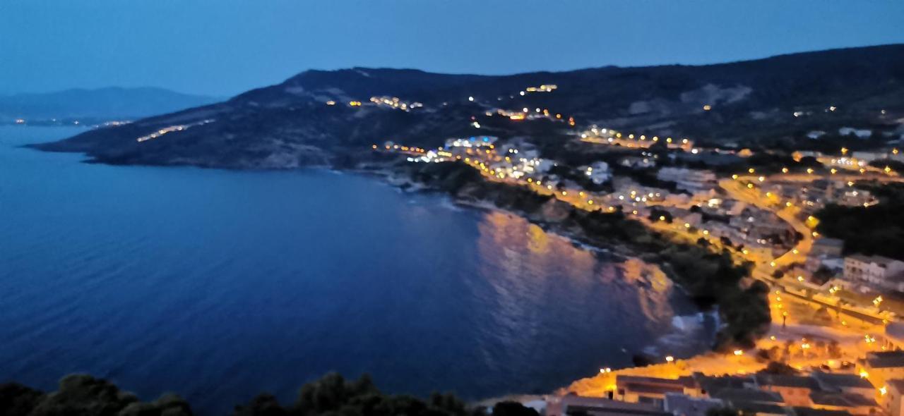 Residence Baia Delle Mimose Badesi Kültér fotó